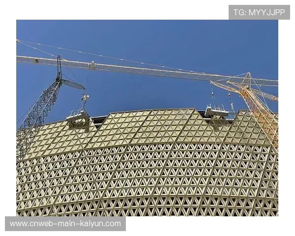 世界杯场馆建设接近完工，新技术应用引发好评