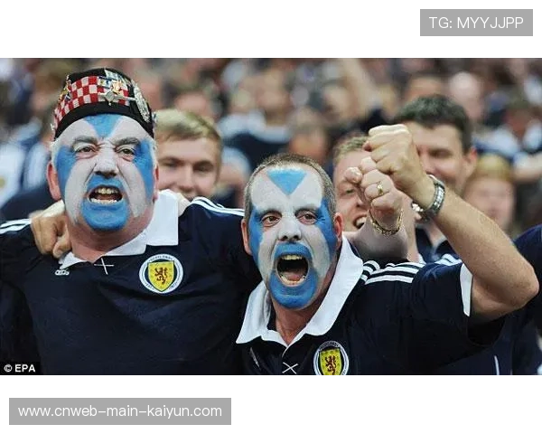 球员转投对手引发球迷群体性抵制：体育精神与粉丝文化的碰撞